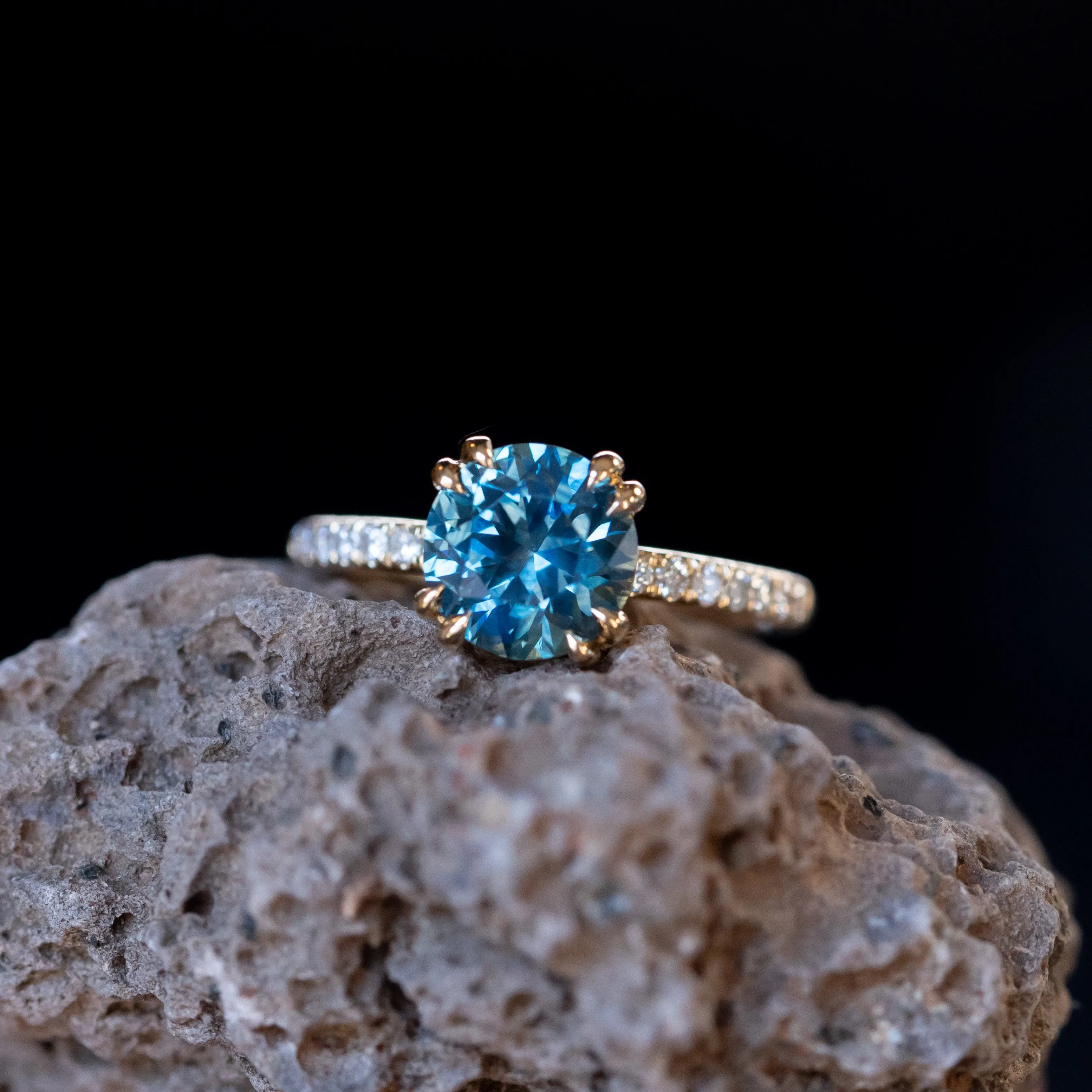 2.49ct Round Teal Blue Montana Sapphire Double Claw Prong Solitaire with French Diamonds in 18k Yellow Gold