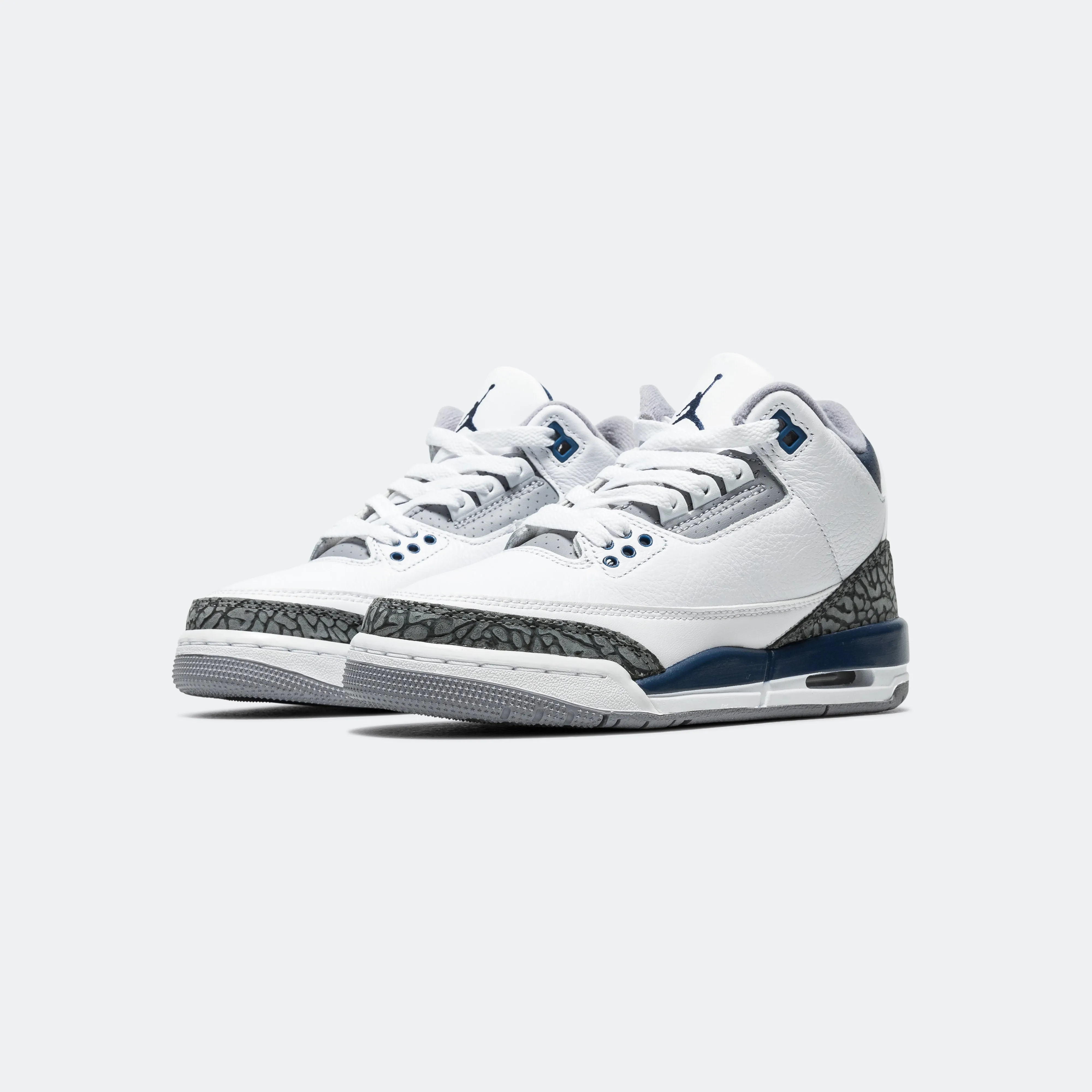 Air Jordan 3 Retro (GS) - White/Midnight Navy-Cement Grey