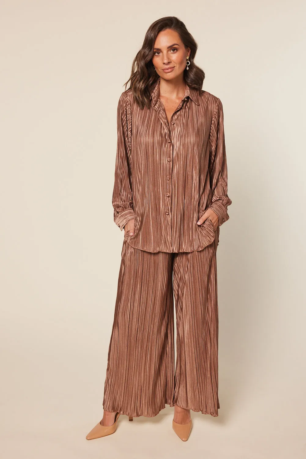 Breezy Plisse Pant in Bronze