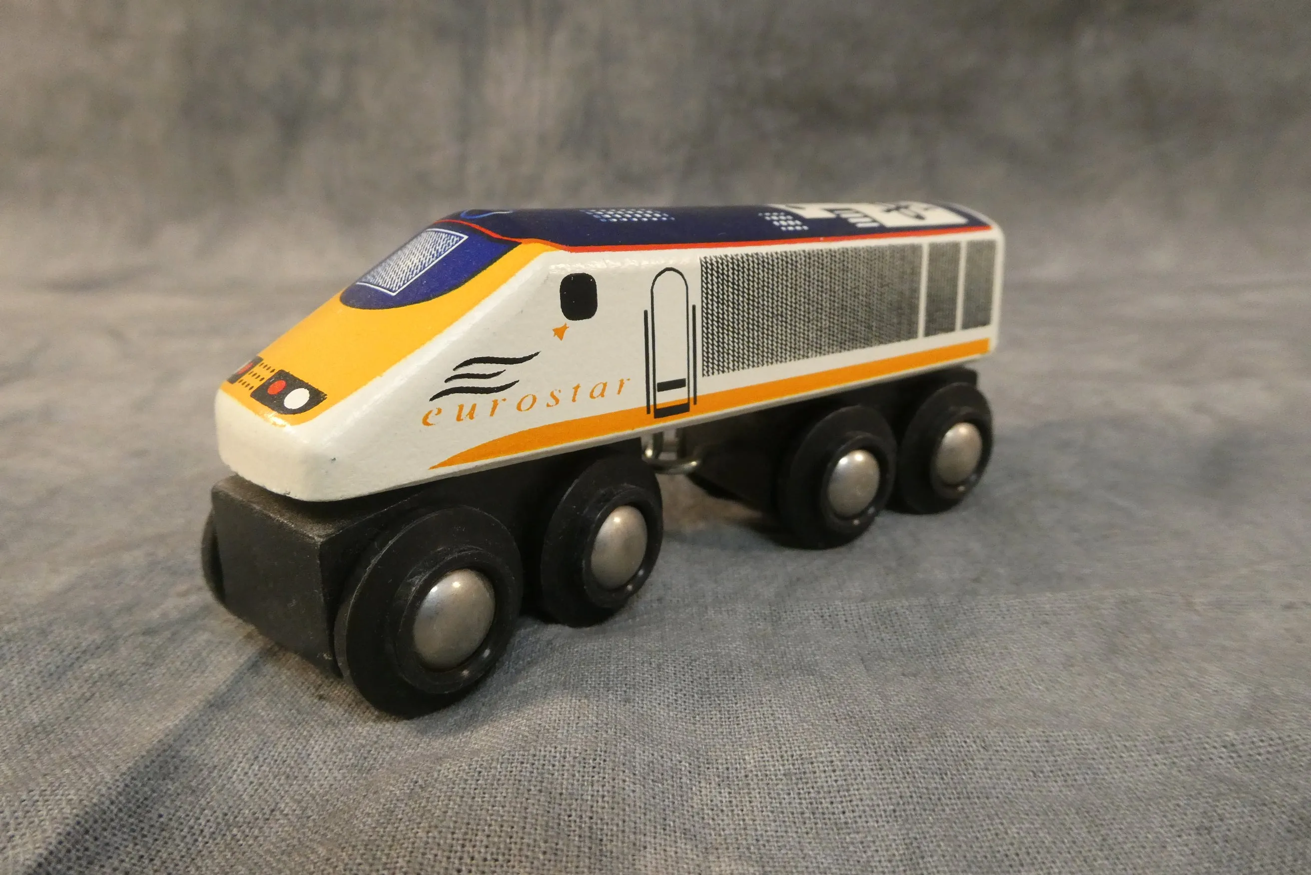 Brio Eurostar 3-Car Toy Train