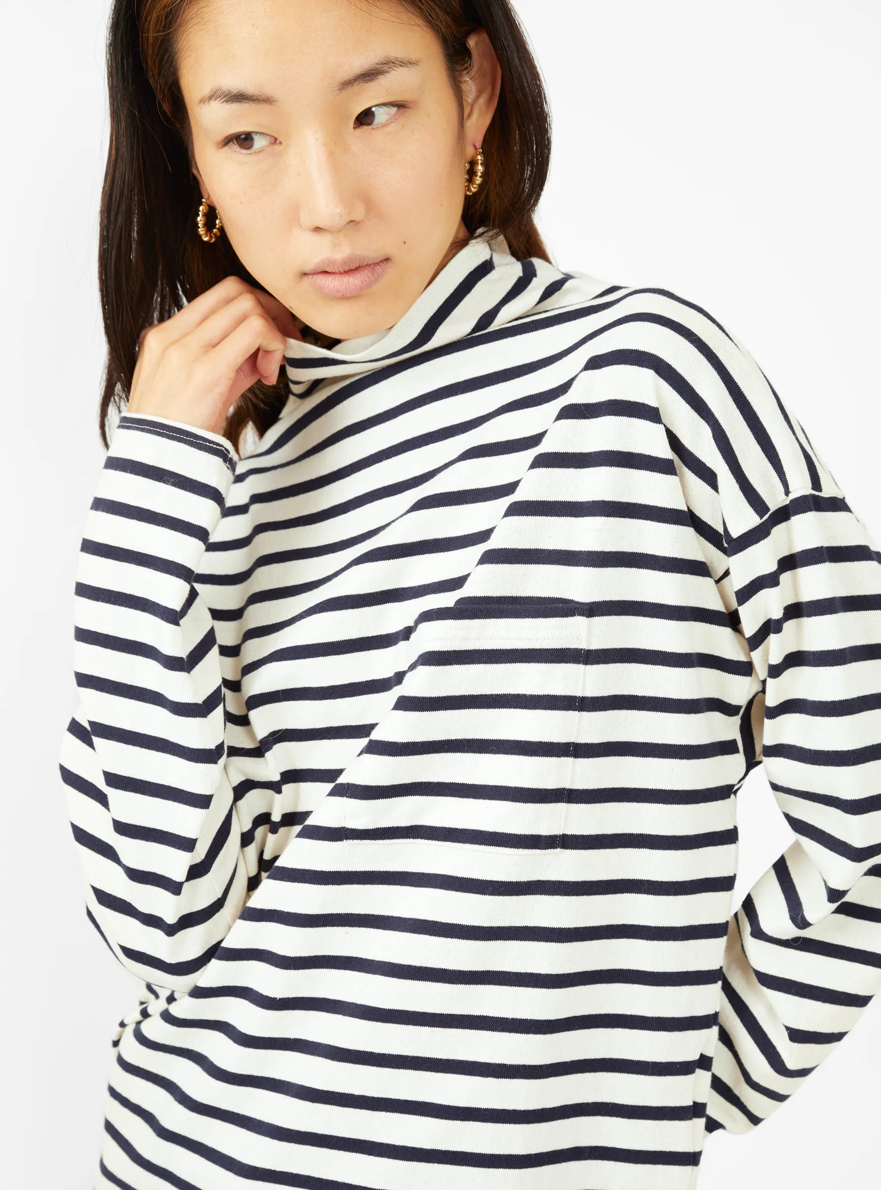 Gandhi High-Neck T-shirt Ecru & Navy Stripe