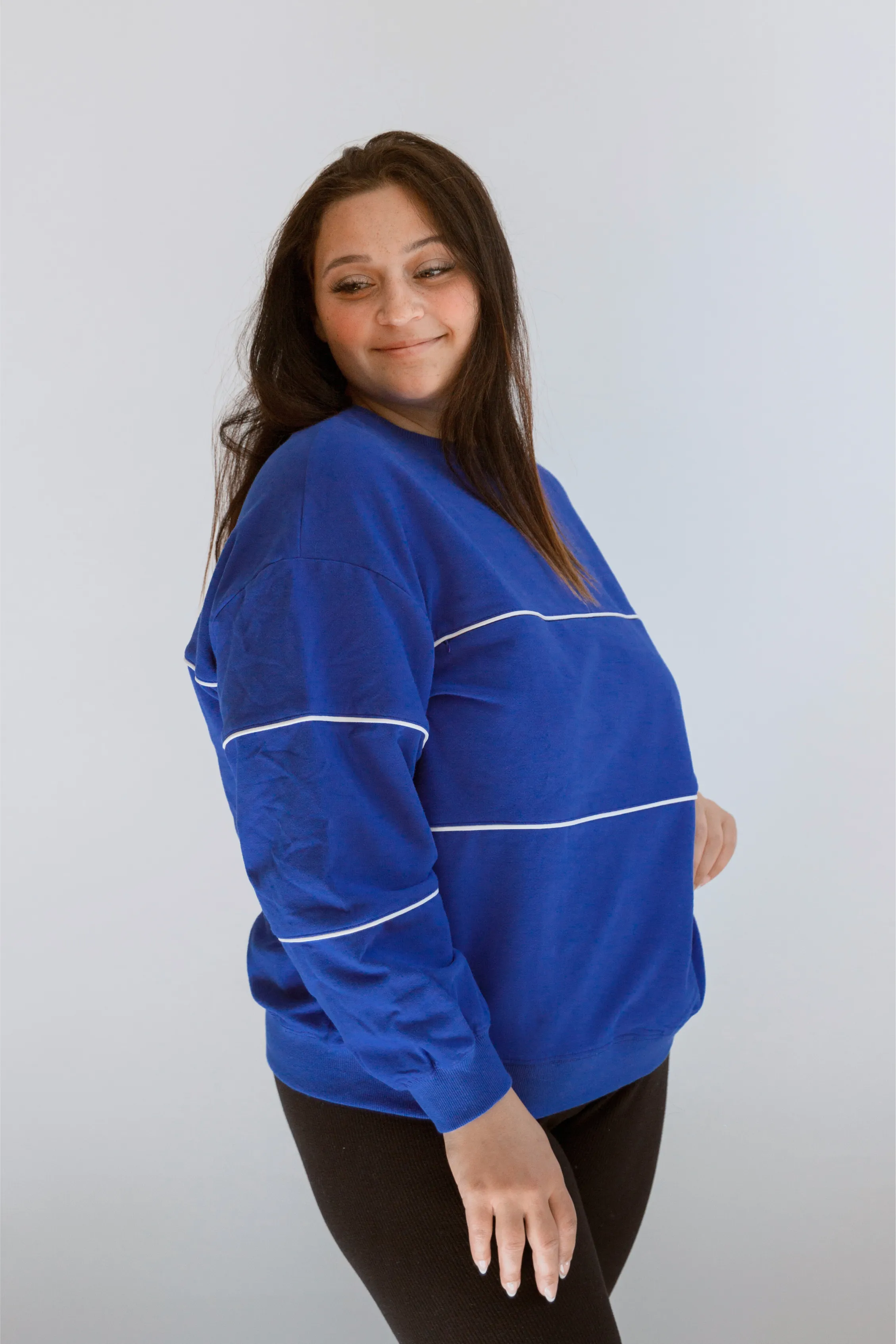 Relaxed Fit Invisible Zipper Breastfeeding Sweatshirt with Piping