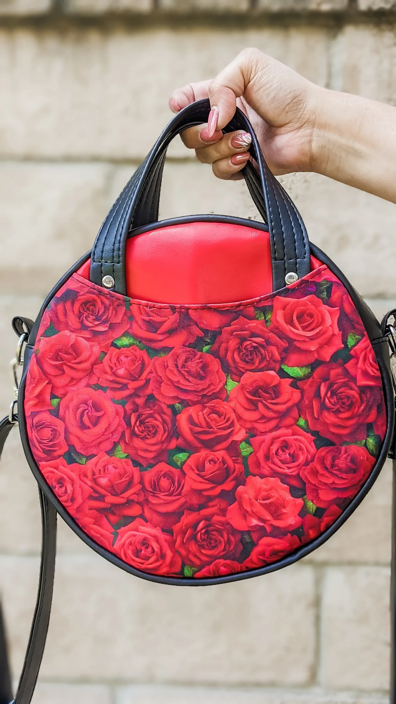 Roses of Passion Circle Crossbody Bag